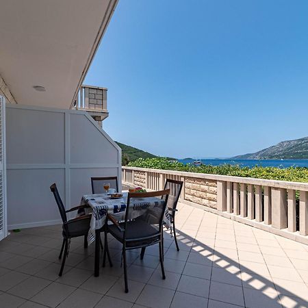 Apartments By The Sea Tri Zala, Korcula - 9237 Zrnovo Exterior photo